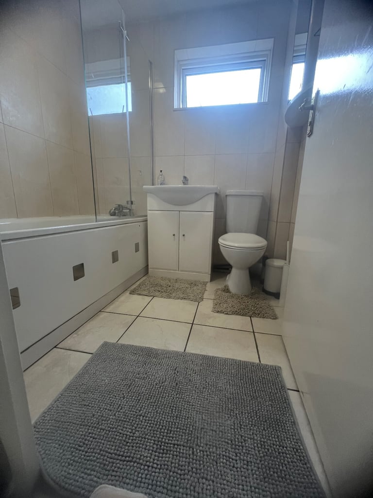 Double bedroom to rent in East Finchley 