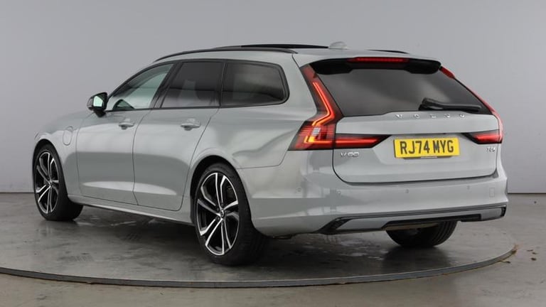 2024 Volvo V90 Ultra T8 AWD Plug-in hybrid Electric/Petrol Dark Automatic Estate Petrol Automatic