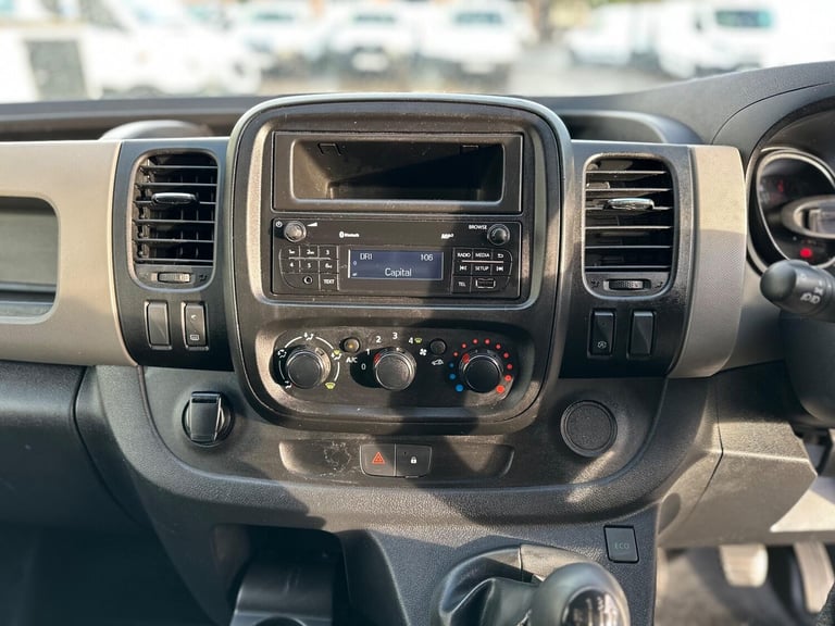 2019 Renault Trafic 1.6 dCi ENERGY 27 Business+ SWB Standard Roof Euro 6 (s/s) 5dr PANEL VAN Dies...