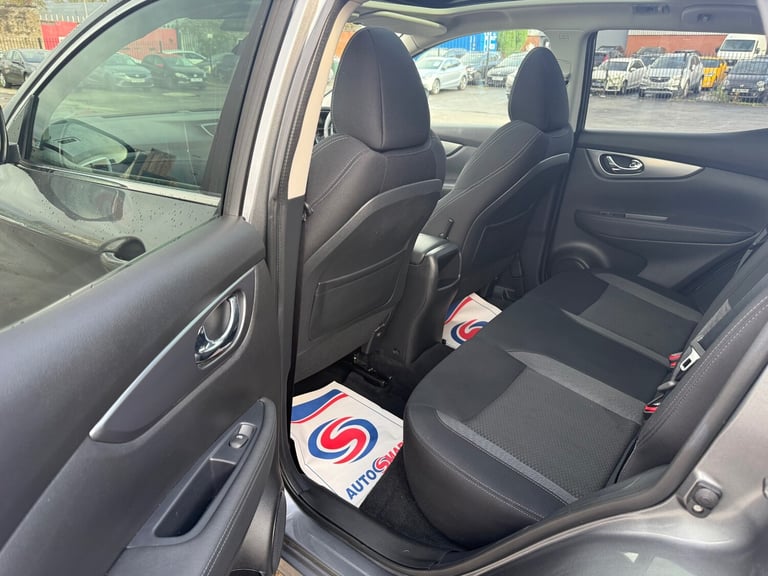 2019 Nissan Qashqai 1.3 DiG-T N-Connecta 5dr HATCHBACK Petrol Manual