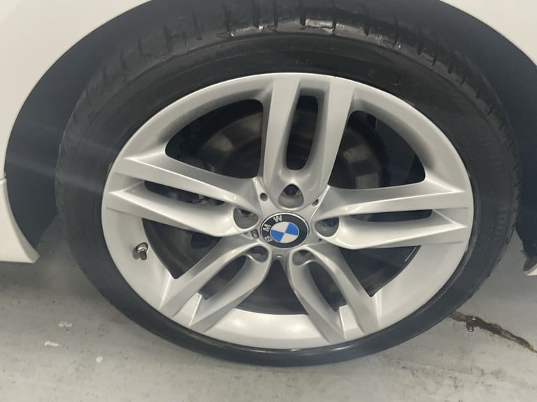 2015 BMW 2 Series 2.0 220d M Sport Convertible 2dr Diesel Auto Euro 6 (s/s) (190 ps) - AA INS Con...