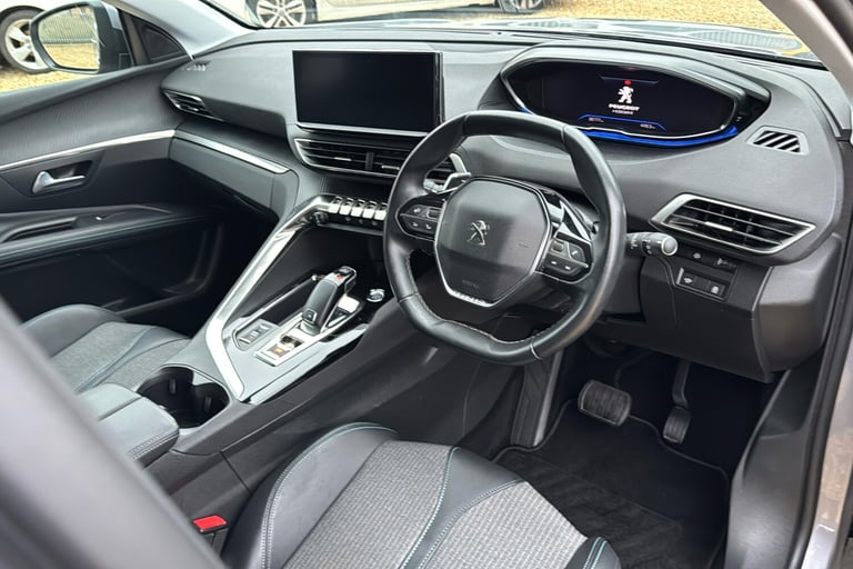  Peugeot 3008 SUV 1.2 Puretech Allure Suv 5dr Petrol Eat Euro 6 s/s 130 Ps