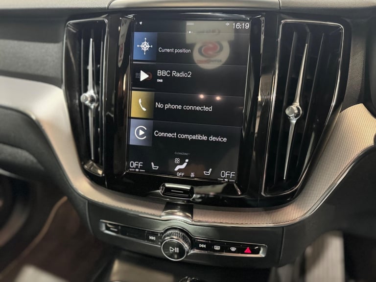 2018 Volvo XC60 2.0 D4 R-Design Auto AWD Euro 6 (s/s) 5dr ESTATE Diesel Automatic