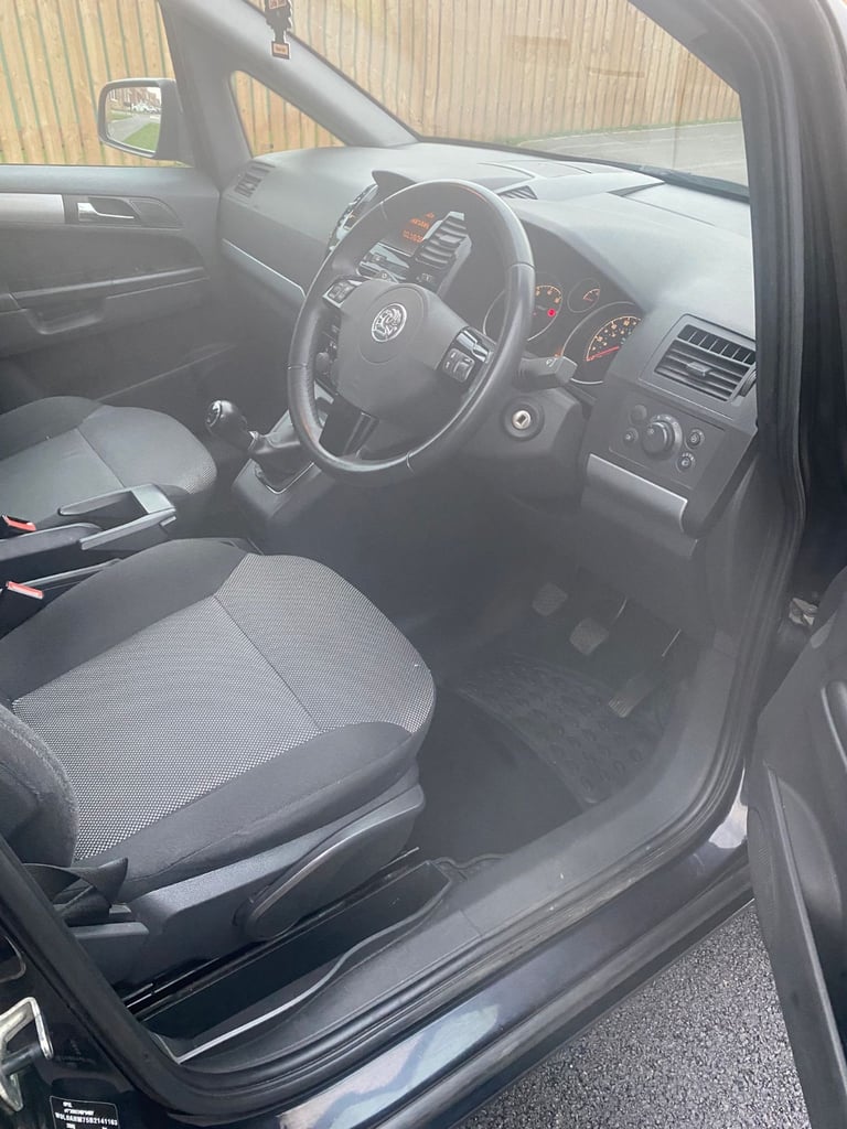 2011 Vauxhall Zafira, MPV, Manual, 5 Doors 1.8 Petrol - Image 5
