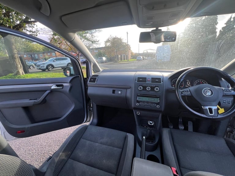 2011 Volkswagen Touran 1.6 TDI 105 SE 5dr MPV Diesel Manual