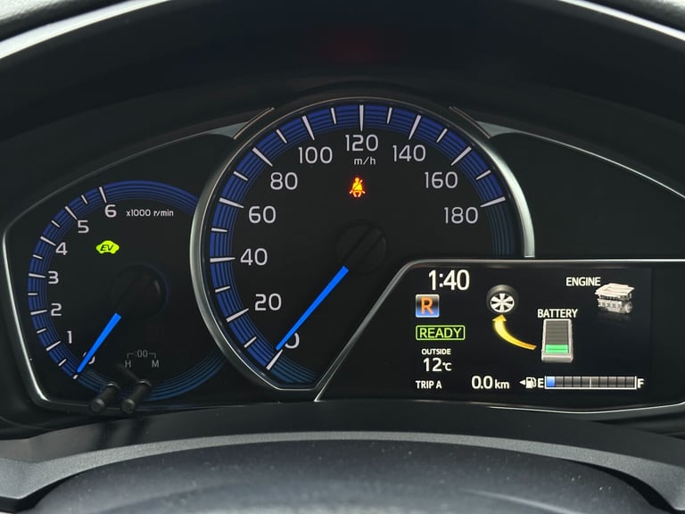 2014 Toyota Corolla (64 Plate) 1.5L PETROL HYBRID ELECTRIC AUTOMATIC 5 SEATER SALOON Saloon Petro...