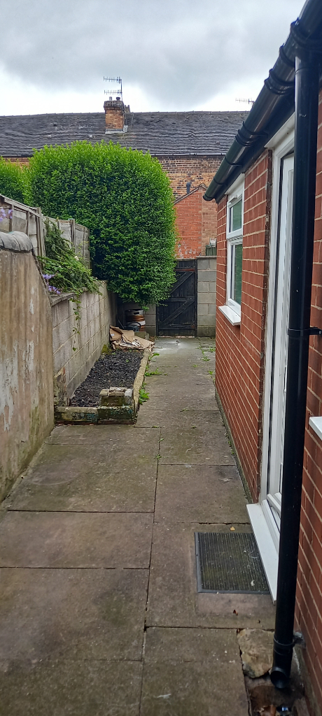 **LET BY**2 BEDROOM**TERRACED HOUSE**CORNWALLIS STREET**STOKE**