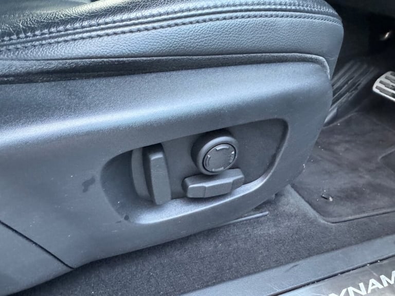 2020 Land Rover Range Rover Evoque 2.0 D180 R-Dynamic SE 5dr Auto ESTATE DIESEL Automatic