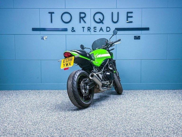2018 18 KAWASAKI Z900 RS RS CAFE 900 SUPERNAKED - LOW MILES - MODERN CLASSIC