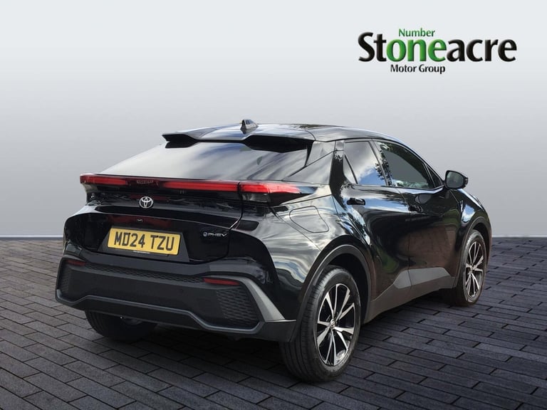 2024 Toyota C-HR 2.0 VVT 13.6kWh Design CVT Euro 6 (s/s) 5dr HATCHBACK Petrol/Electric Hybrid Aut...