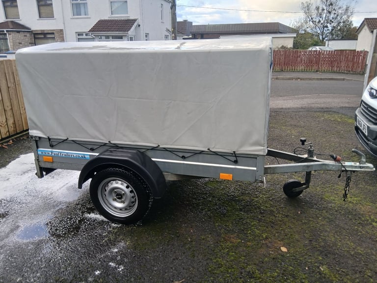 7x4 covered trailer 