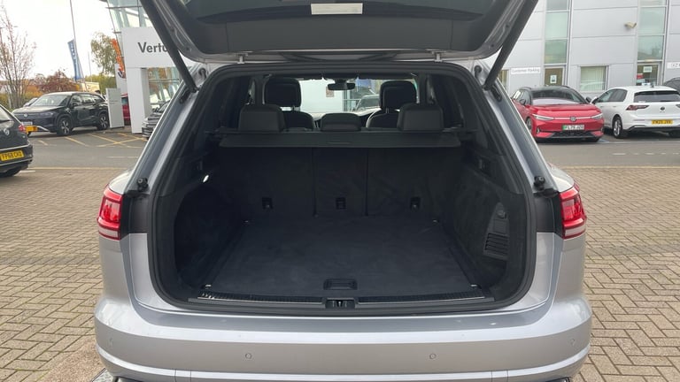 2018 Volkswagen Touareg 3.0 V6 TDI 4Motion R-Line Tech 5dr Tip Auto Diesel Estate Estate Diesel A...