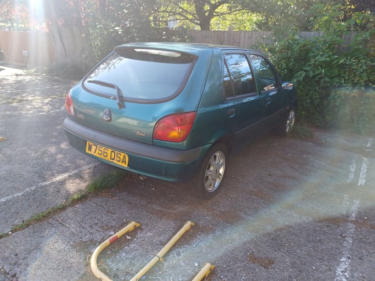 Ford, FIESTA, Hatchback, 2000, Manual, 1388 (cc), 5 doors