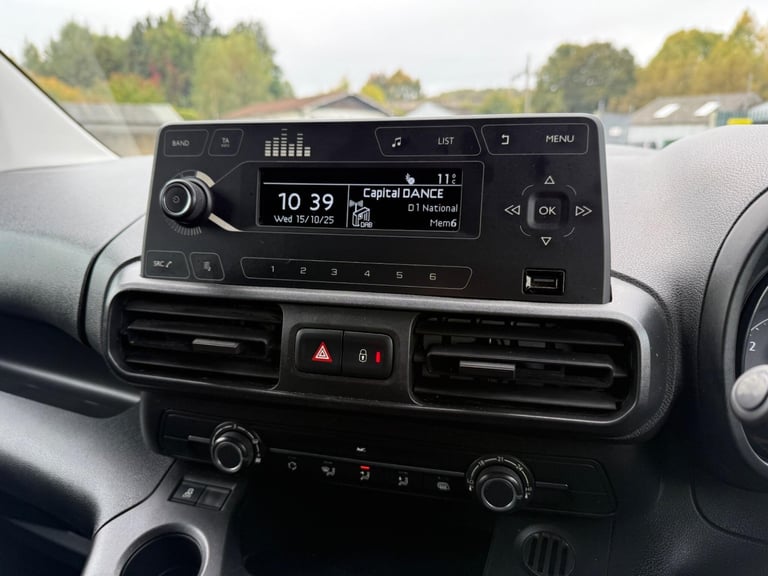 2019 Vauxhall Combo 1.5 Turbo D 2300 Sportive L2 H1 Euro 6 (s/s) 4dr PANEL VAN Diesel Manual