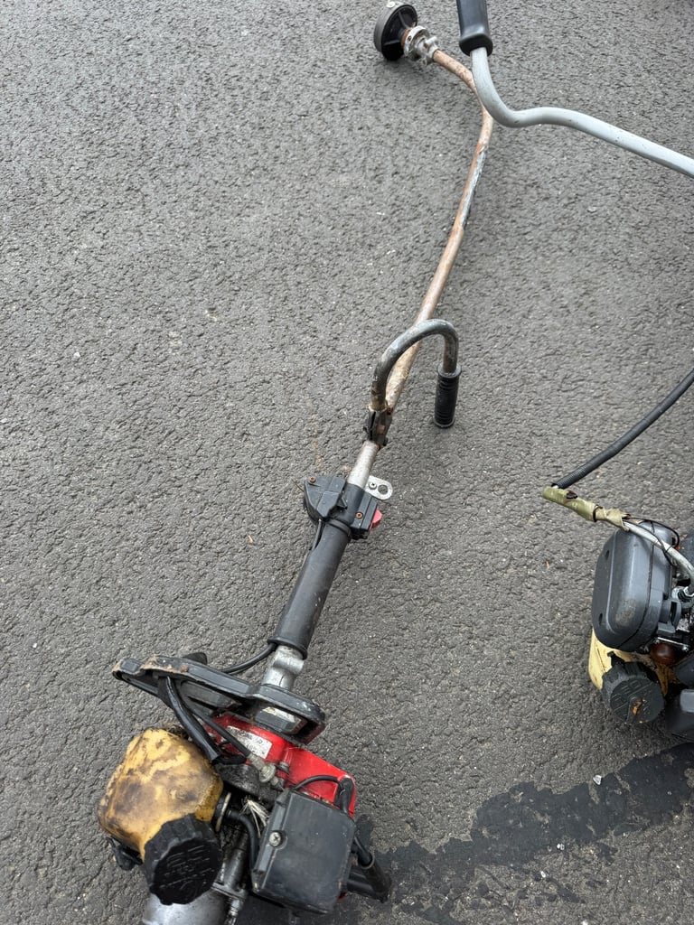 Joblot Strimmers