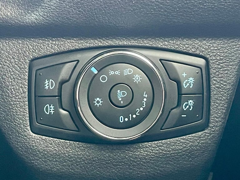 Ford Transit Courier 1.6 TDCI 95 TREND