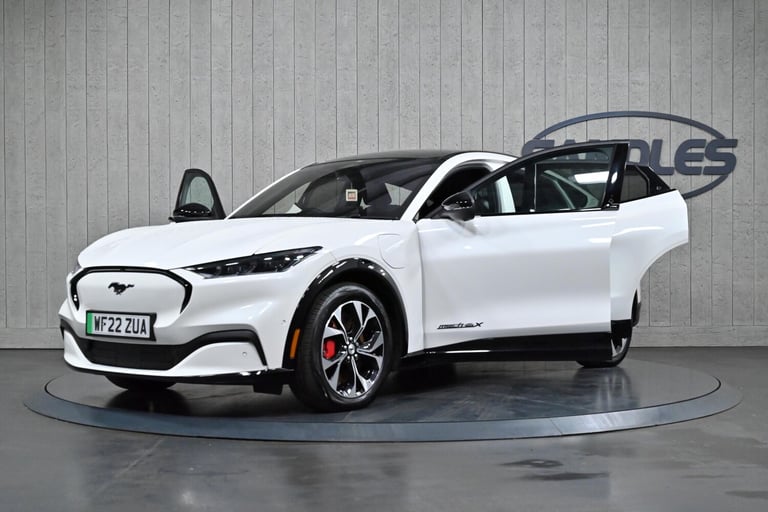 2022 Ford Mustang Mach-E Extended Range 91kWh AWD 5dr HATCHBACK Electric Automatic