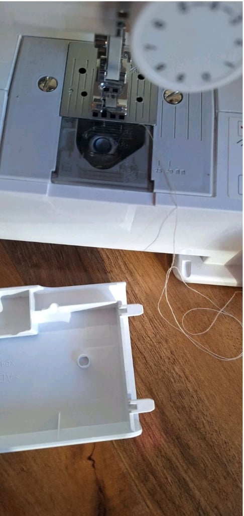 (Please Read the description)Brother sewing machine MODEL HC14