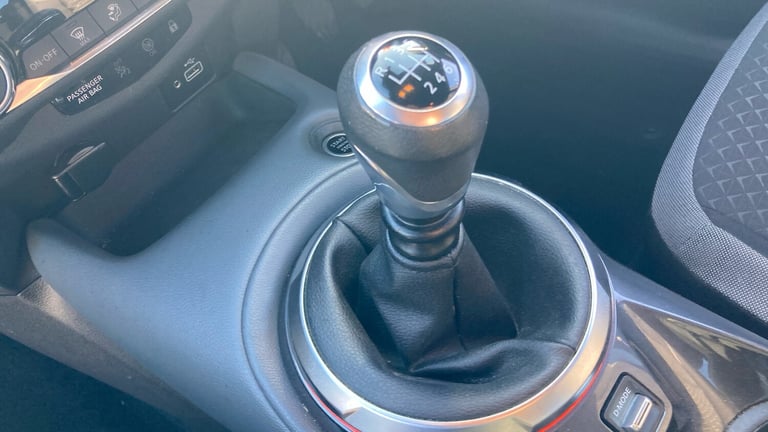 2020 Nissan Juke 1.0 DiG-T N-Connecta 5dr Petrol Hatchback Hatchback Petrol Manual