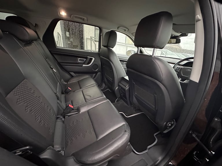 2018 Land Rover Discovery Sport 2.0 eD4 SE Tech SUV 5dr Diesel Manual Euro 6