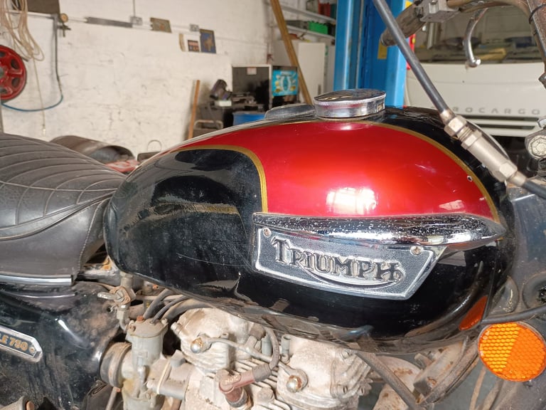 Triumph, 1978, 744 (cc)