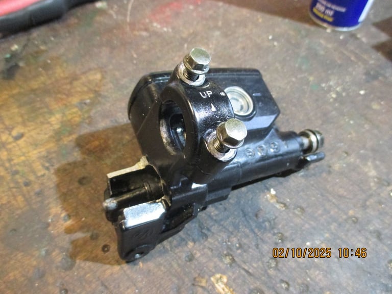 Clutch master cylinder 