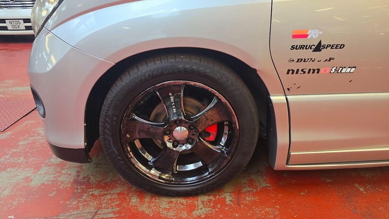 2005 Nissan Elgrand 4wd 2.5 Nismo modified Ready to go  Petrol Automatic