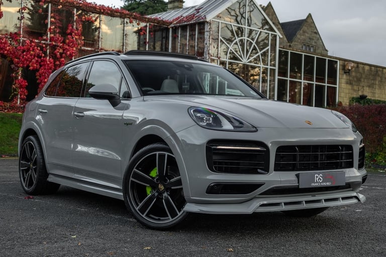 2022 Porsche Cayenne 3.0 V6 E-Hybrid 17.9kWh Platinum Edition TiptronicS 4WD Euro 6 (s/s) 5dr (3 ...