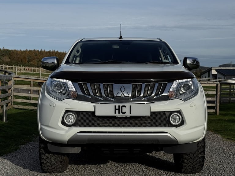 MITSUBISHI L200 2.4 DI-D DC Barbarian 2016