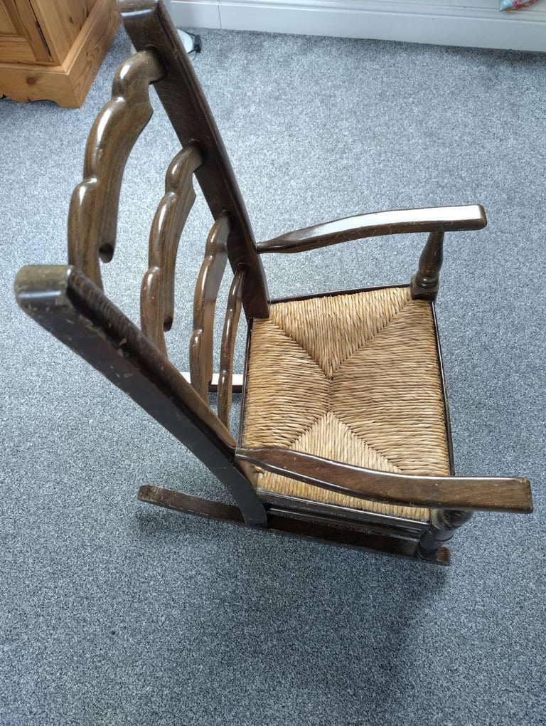 Children's rocking chairs 