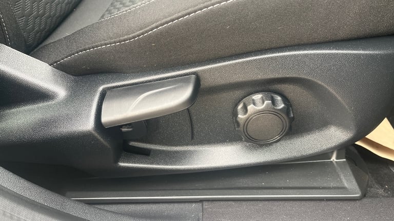 2024 Ford Puma 1.0 EcoBoost Hybrid mHEV Titanium 5dr Petrol Hatchback Hatchback Petrol Manual