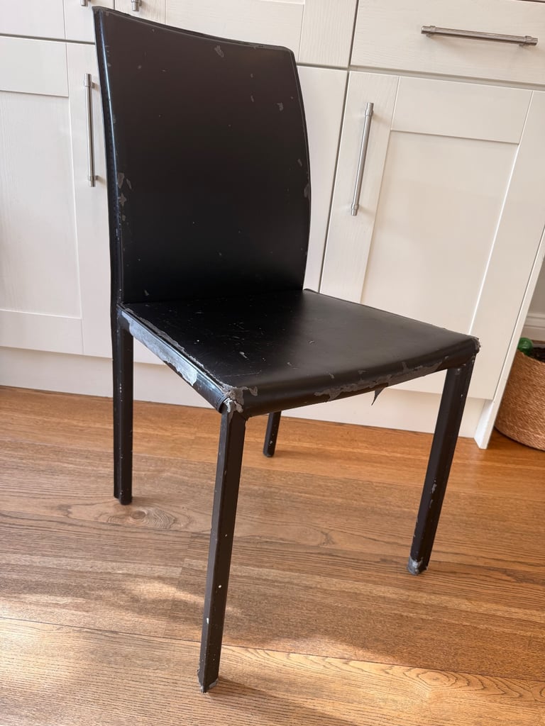 FREE kitchen chairs, very worn off, BoConcept