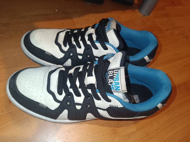 Sneakers – Almost New | Only £10! 