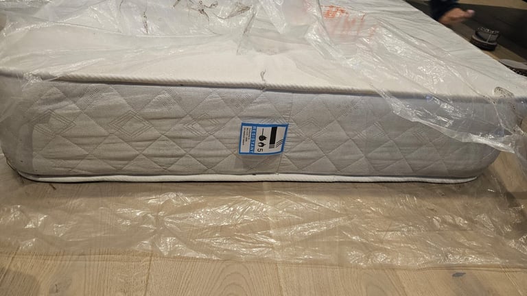 2 Single mattresses for sale