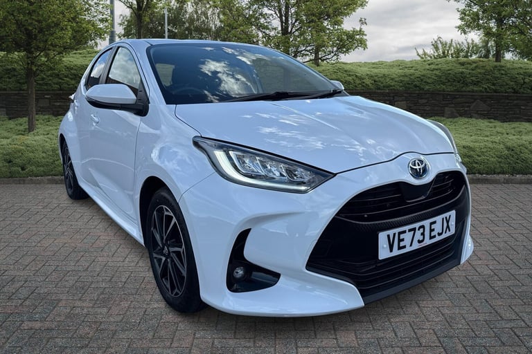 image for 2023 Toyota Yaris 1.5 Hybrid Design 5dr CVT Hatchback Hybrid Automatic