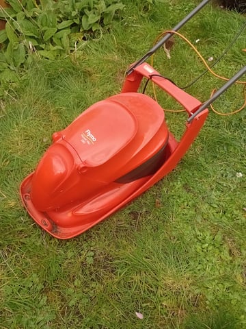Flymo Hover Vac 280 Electric Hover Collect Lawn Mower, 1300 W - £30 | in  Norwich, Norfolk | Gumtree