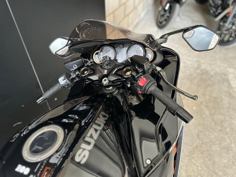 Stunning Low Mileage 2021/21 Suzuki Hayabusa Motorcycle 
