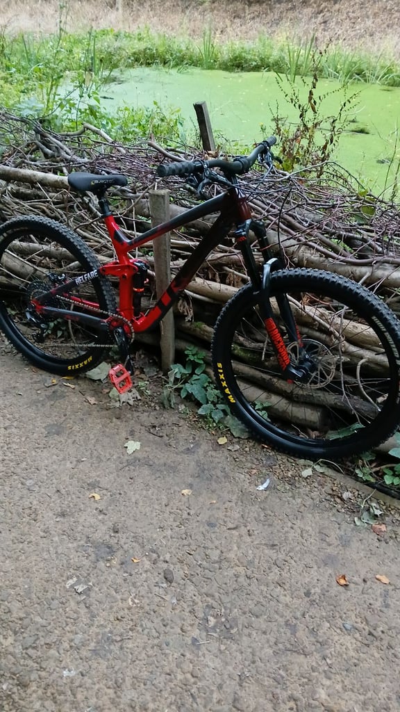 Trek slash 8