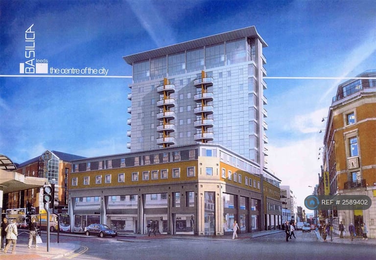 1 bedroom flat in Basilica, Leeds, LS1 (1 bed) (#2589402)