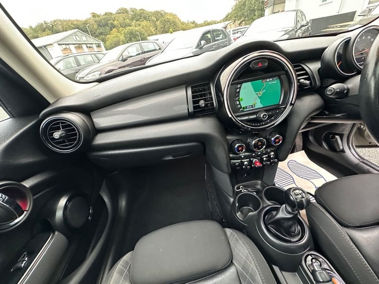 2018 MINI Hatch 1.5 Cooper Hatchback 5dr Petrol Manual Euro 6 (s/s) (136 ps) Hatchback Petrol Manual