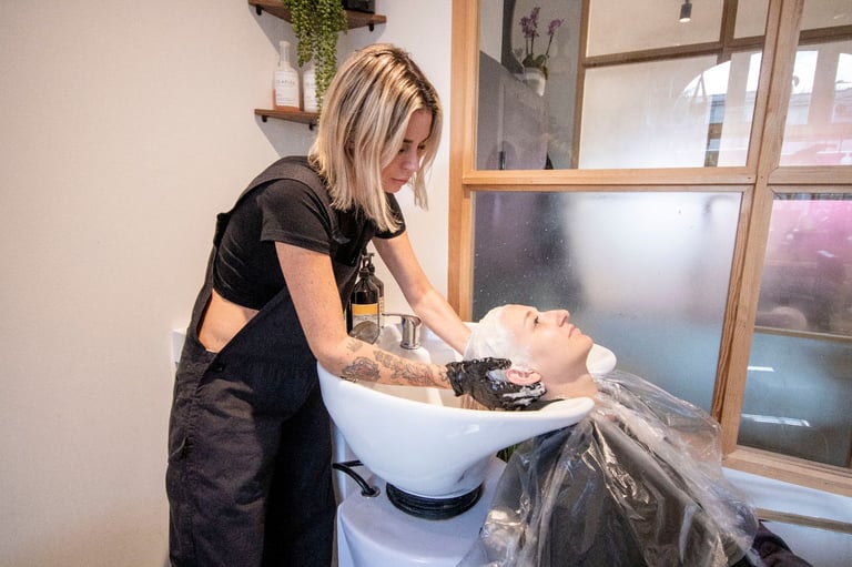 Beauty Room | Salon | Creative Space | Office | Commercial Unit in Hackney Central E8