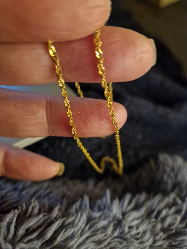 image for 9ct Gold Singapore Chain Brand New