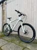 Men’s white Carrera Mountain bike 27.5 wheels ready to ride 