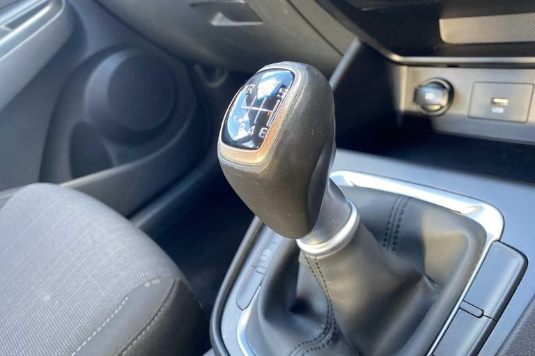 2022 Hyundai KONA 1.0 TGDi 48V MHEV SE Connect 5dr HATCHBACK Petrol/Electric Hybrid Manual