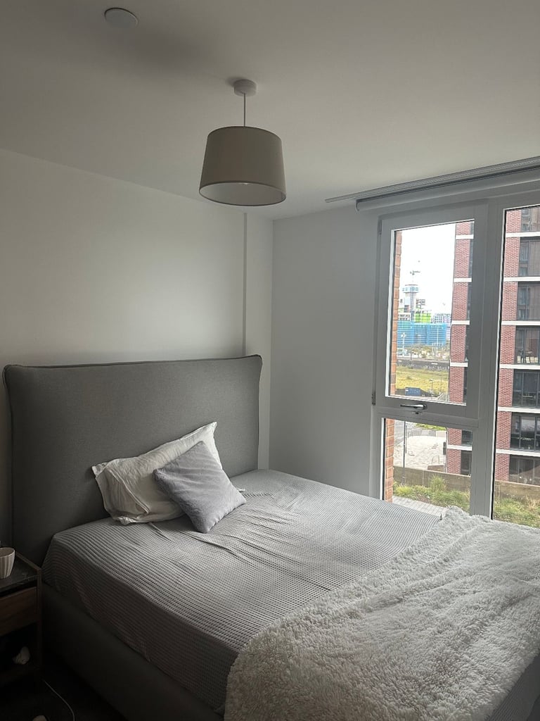Modern 2 BHK Flat - Looking for a Roommate from February 1st | The Junction, Leeds