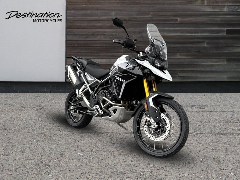 2025 Triumph Tiger 900 RALLY PRO STANDARD TWIN COLOUR Petrol white 6 Speed