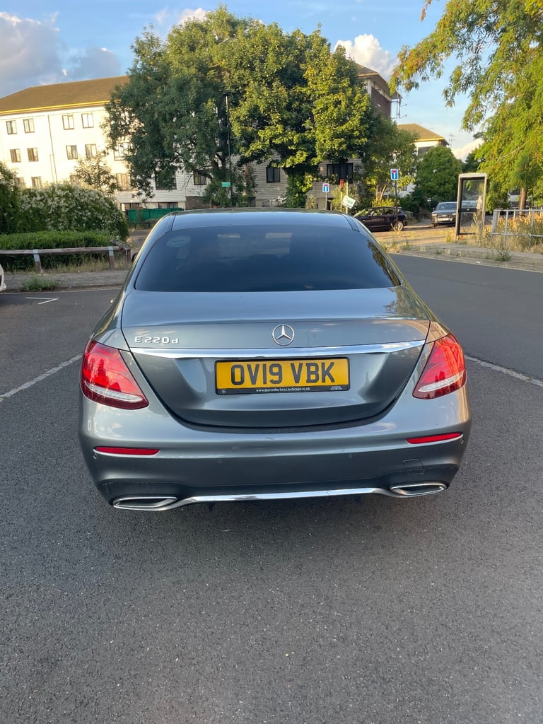 Mercedes-Benz, E CLASS, Saloon, 2019, Semi-Auto, 1950 (cc), 4 doors