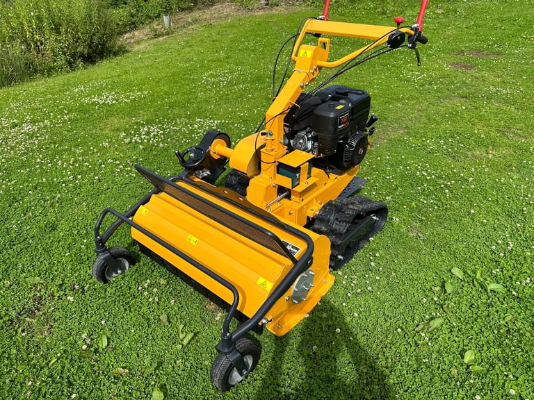 RAPTOR X Pedestrian Track Flail mower * VIDEO * Key Start 13.5HP Briggs & Stratton Engine