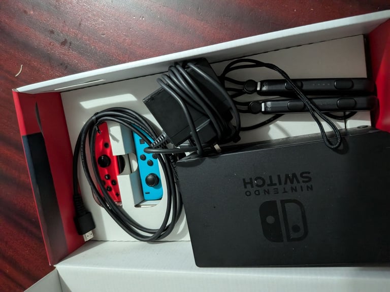 Nintendo switch,boxed