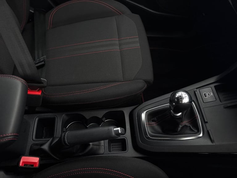 2025 Ford Puma 1.0 EcoBoost Hybrid mHEV ST-Line 5dr Hatchback PETROL Manual